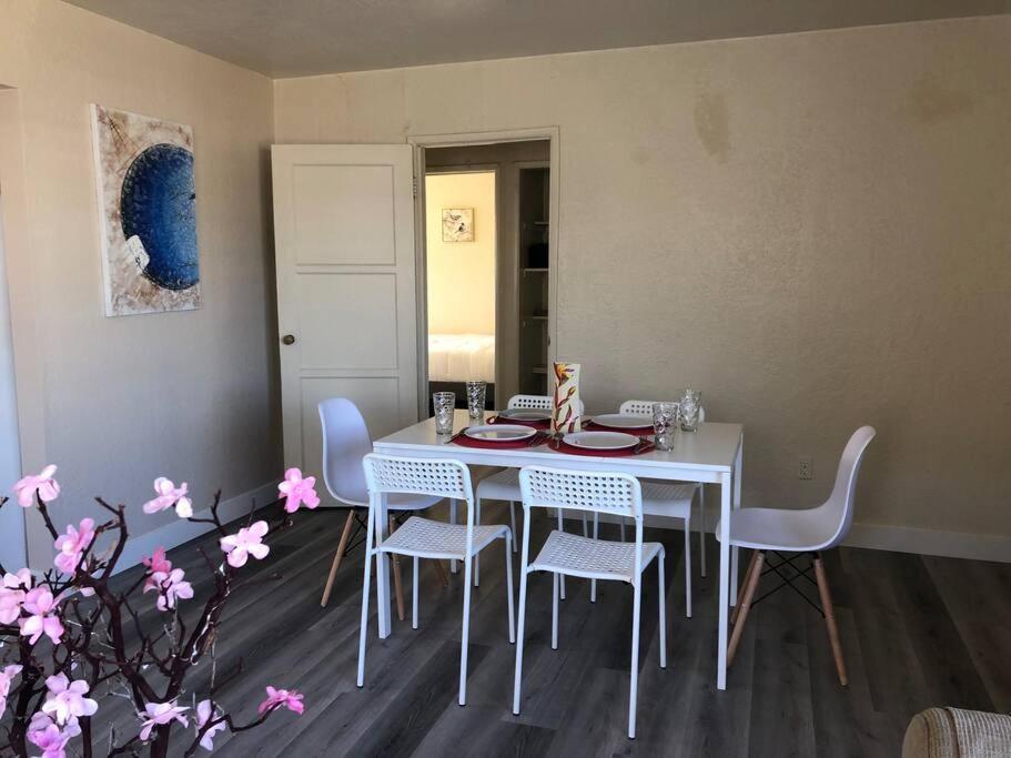 Entire Lovely 3-Bedroom Home W Yard, Parking Chula Vista Bagian luar foto
