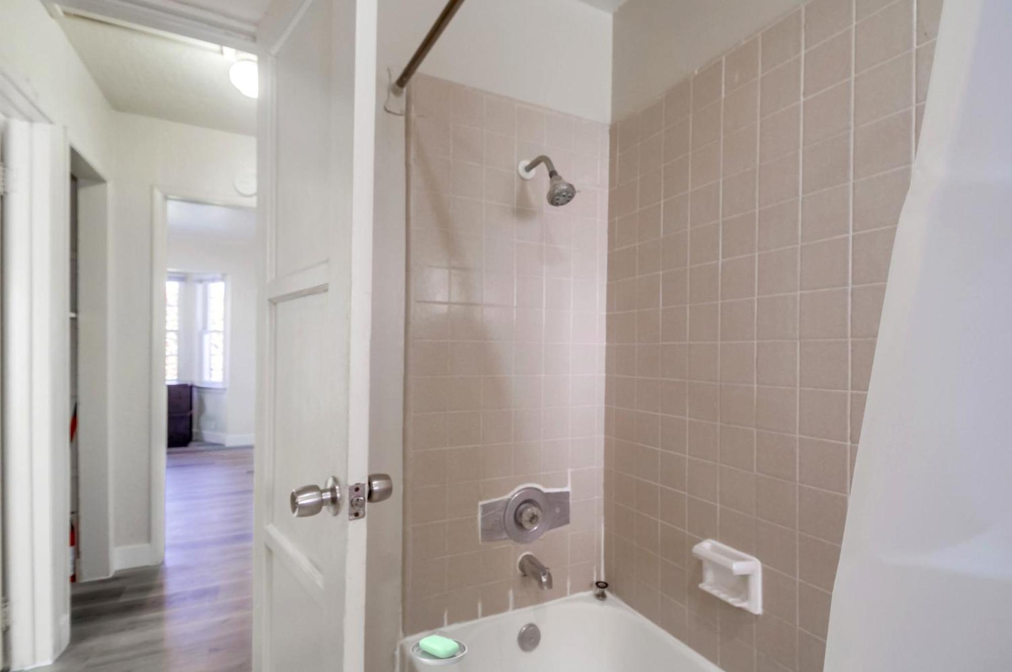 Entire Lovely 3-Bedroom Home W Yard, Parking Chula Vista Bagian luar foto