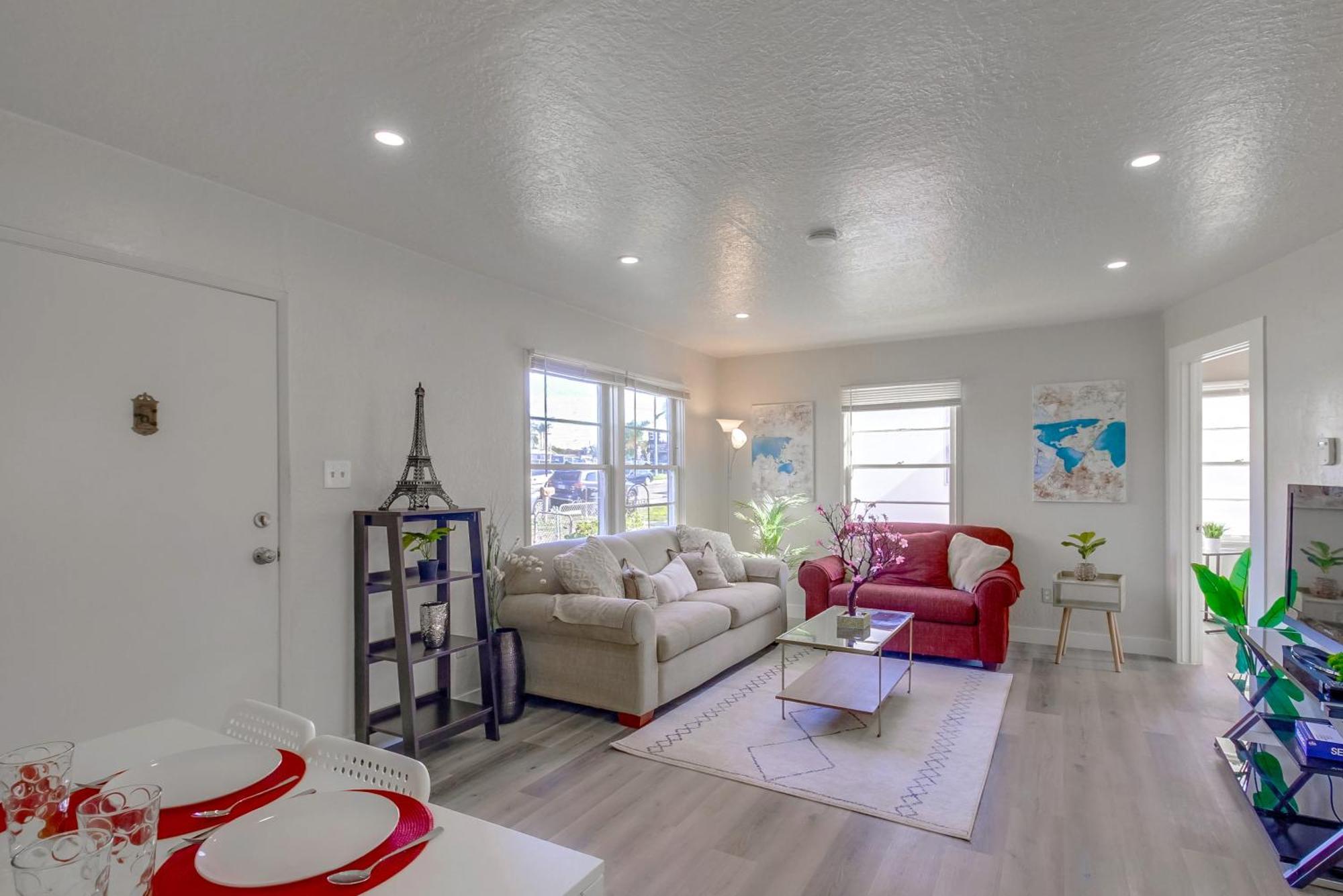 Entire Lovely 3-Bedroom Home W Yard, Parking Chula Vista Bagian luar foto